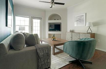 Landing Beautiful 2BD in Bee Cave - Photo 38