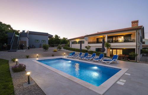 Luxury villa with a swimming pool Trget, Rasa - 23420 - Foto 3