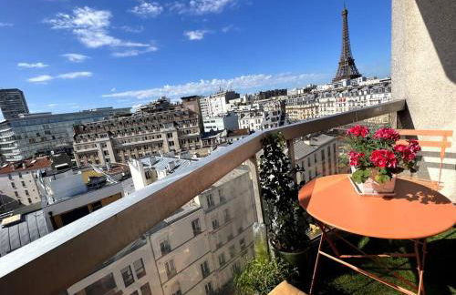 Tour Eiffel - Studio vue imprenable au-dessus des toits, balcon - Foto 33