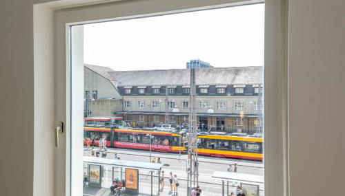 Spacious Flat 2nd Floor near station - Foto 5