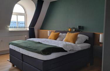 Livora Living - Stilvolles DG-Apartment an der Fußgängerzone - 2 Schlafzimmer - Foto 50