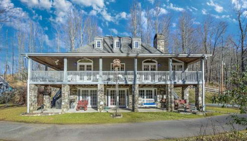 Main+guest House, Private Pond, Views, Large Yard 20mins to Heart of Asheville - Foto 3, Other