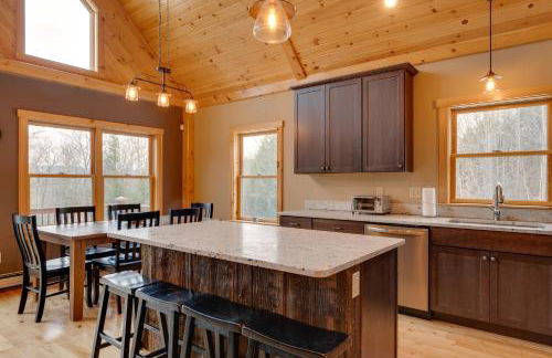 Spacious Cabin 10 Mi to Sunday River Skiing! - Foto 12