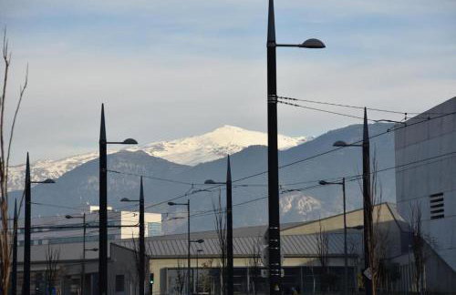Piso centro de Granada junto al metro - Foto 23