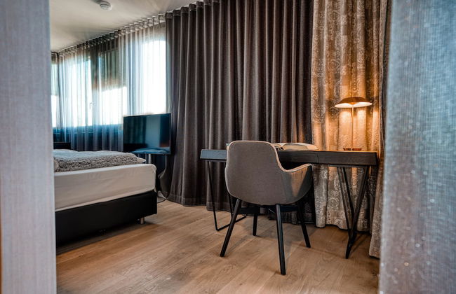 CLOUD No7 Apartments - Photo 6