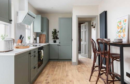 1BR-3BR Apartments in Bangor, Mins to Seafront & High St - Foto 8