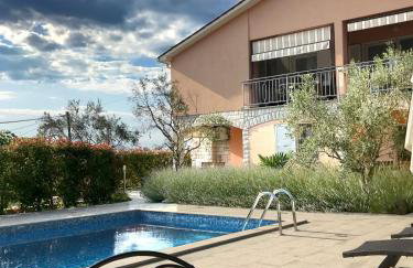 Apartments Bellistra Labin - Photo 1