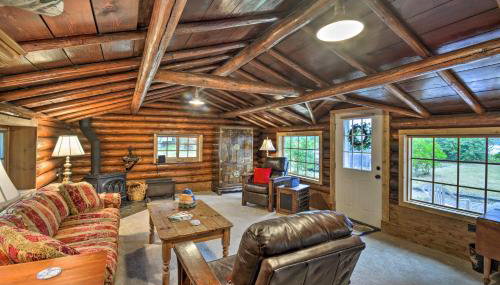 Wheelchair-Accessible Belfair Cabin w/ Patio! - Foto 3