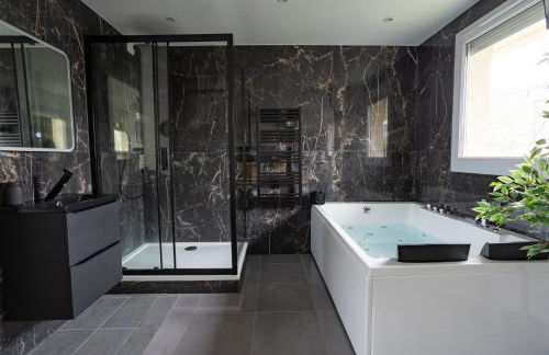 Evasion romantique avec jacuzzi - Foto 17