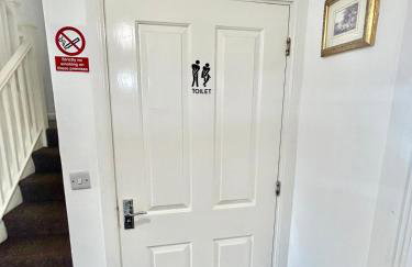 Mannys Apartment - Nice & Cozy 4Bed Flagship Lodge - Photo 45