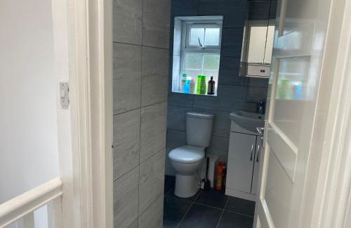 Slough - Sleeps 3 - Petfriendly - Riverside - Bay - Photo 31