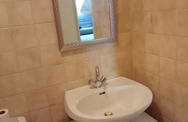 MARGUERITE - Photo 3