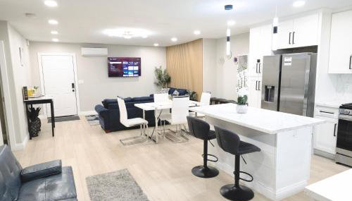 Exotic Homes Gillespie Dr by SD stay - Foto 3