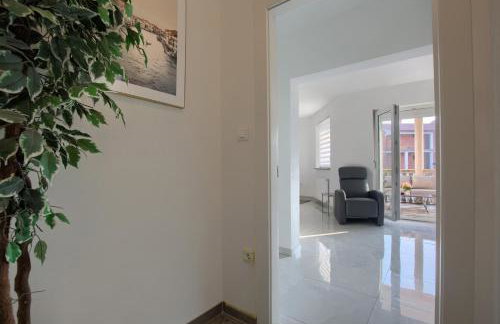 Apartment Vukadin - Photo 17