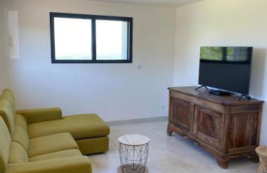 Villa à Barjac piscine chauffée et vue panoramique - Photo 13