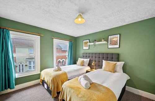 Beautiful 2 bedroom house Free Parking, Aylesbury, Adrenham st - Foto 5