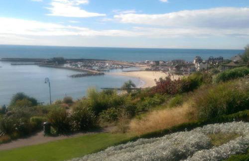 Private apartment, parking, sea and country views - Photo 26