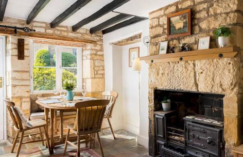 Pass the Keys Cosy Cottage 17th century Garden Parking - Photo 12