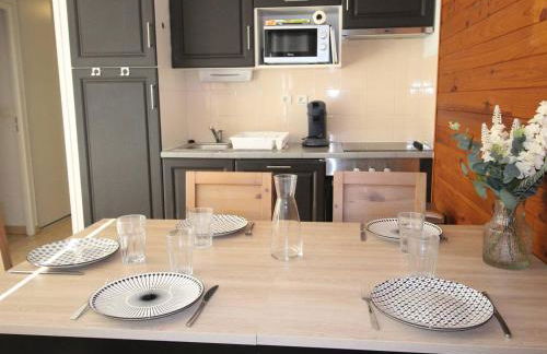 T3 Sud avec balcon, piscine, parking, animaux ok et wifi - FR-1-313-236 - Foto 2