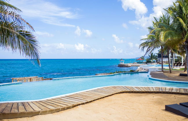 Whispering Seas - Foto 1