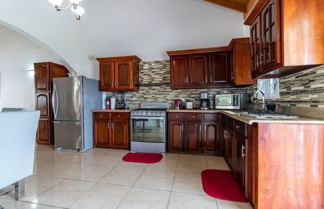 Runaway Bay Gem in Runaway Bay - Foto 1