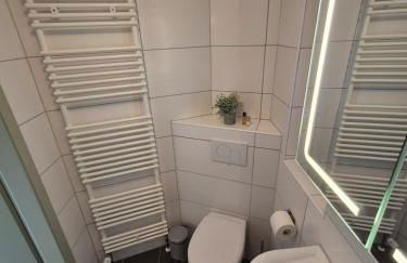 NAVIA Luma - Design Apartment - Stylisch, voll ausgestattet, mit Parkplatz - Foto 16