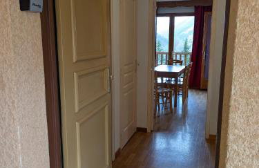 Appartement 3 pieces 6 personnes, 2 chambres, wifi fibre gratuit, piscine l'été et au pied des pistes l'hiver - Foto 10