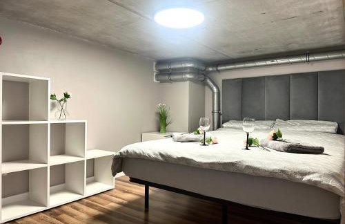 Zarembowicza Apt 37 - Self Check-In 20h - Parking &Lift - Foto 8