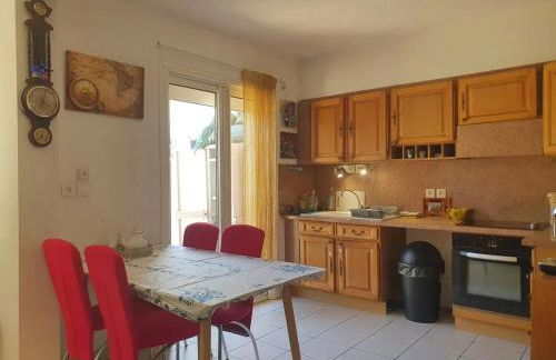 Maison confortable à Carcassonne avec jardin privé - Foto 1