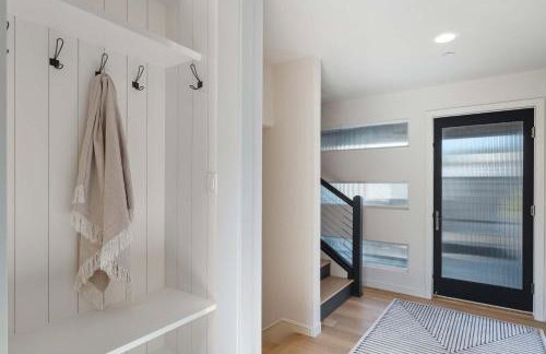 Breathtaking Views of the Pacific Ocean Rooftop Balcony Gourmet Kitchen and Hot Tub overlooking Golf Course - Foto 33