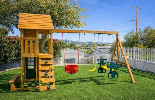 CasaViva Sky - Spacious 3BR with City Views, Firepit & Backyard - Walk to Hillcrest Dining, 5 Min to Zoo & Balboa Park - Foto 11