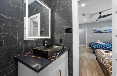 Spacious Galleria Apartment with Free Park - Foto 11