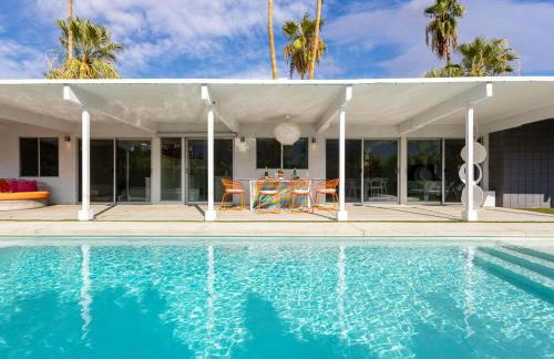 As seen on HGTV Desert Flippers The Pink Door - Foto 10