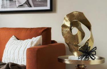 2 BEDS Free Parking Right Where You Want to Be - Foto 12