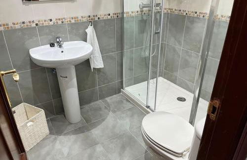 Piso acogedor y céntrico - Foto 13