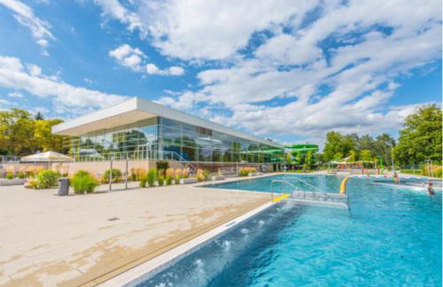 Monteurswohnung Kassel Ferienwohnung Parkplatz Küche 1- 4 Personen EG Modern - Foto 33