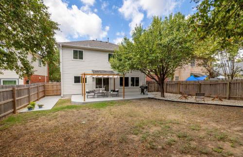 Modern Retreat Near Domain with Game Room and Gym - Foto 7