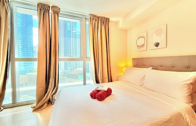 Uptown Parksuites 2 - Photo 23