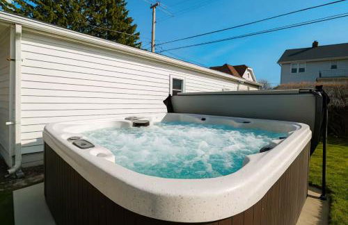 Hot Tub Ping Pong Sleeps 9 Retro Fun - Foto 38