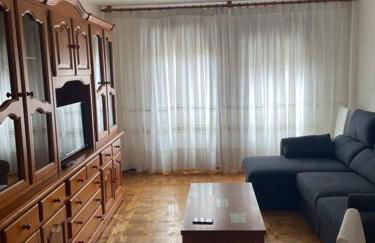 Piso 3 habitaciones, centro de Colombres hasta 8 personas - Foto 1