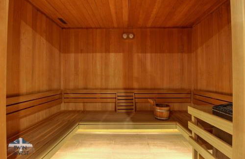 ARC 1600, LE RIDGE, Appartement 10 personnes Duplex Vue Montagne - ski aux pieds - Sauna, Hammam, Piscine, Salle de salle de sport-fitness - Foto 38