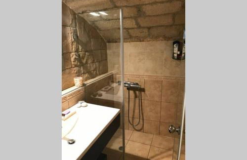 Blue Door (in the castle of Monembasia) - Foto 9