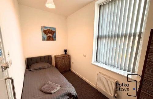 Comfy Ormskirk Family Stay by PolkaStays - Photo 15