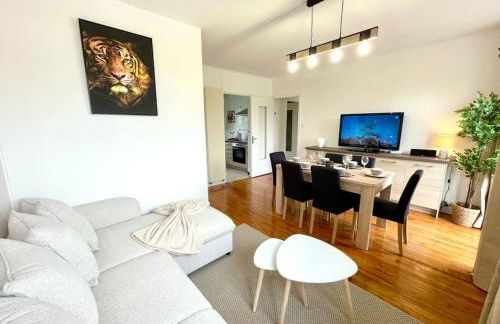 Appartement Le Cosy - Rénové - 3 Chambres - Foto 2