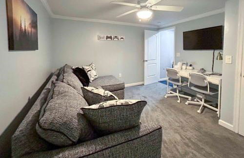 Hot Tub, Fire Pit and Lake Access Poconos Escape! - Foto 35