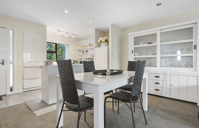 Stylish Central 2BR Apt nr Hospital - Foto 11