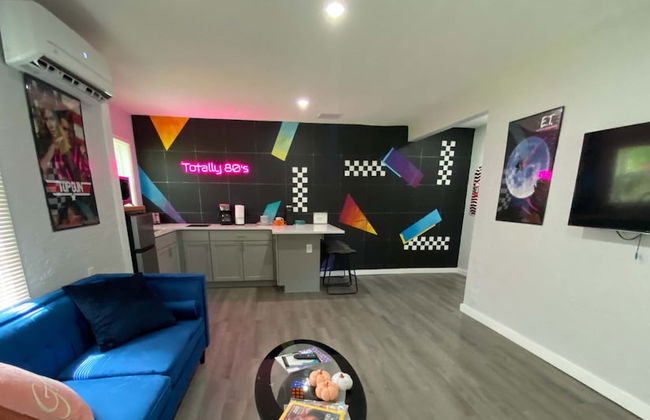 Totally 80's - Photo 28