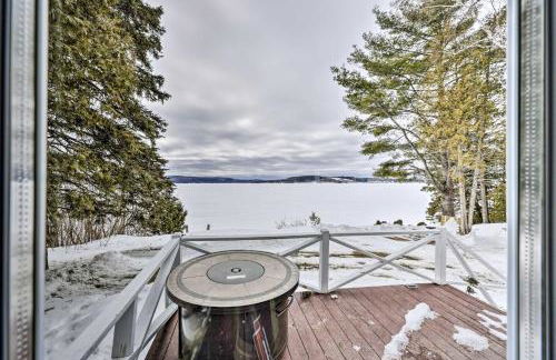 Cozy Maine Lakefront Cabin Rental - Foto 21