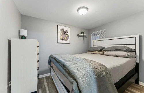 Newly remodeled Near Lake 4BR Hot Tub Navy Family home - Foto 47