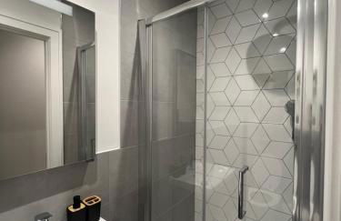 London LuXXe Suites & Apartments - London Heathrow Airport, Terminal 1 2 3 4 5 - Foto 44